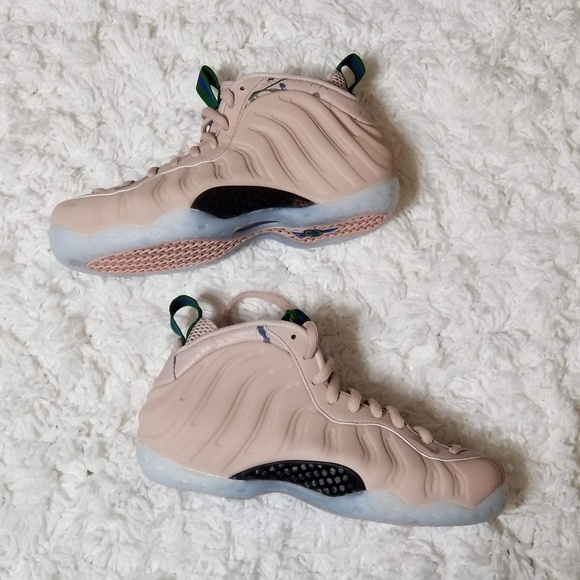 🚨SOLD🚨 Nike Air Foamposite 1 - Picture 4 of 8